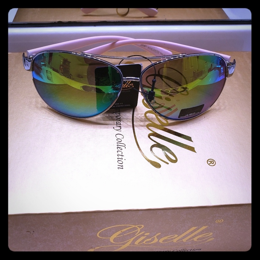 Summer 2019 pink armed Giselle aviators